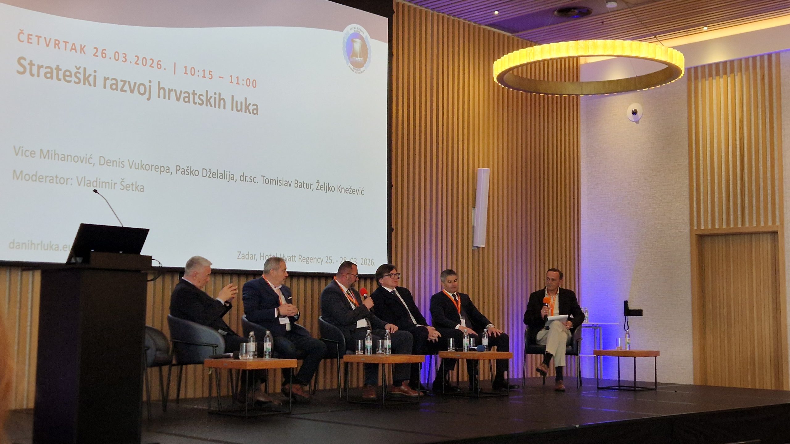 Zadar visoko podignuo ljestvicu domaćinstva na Danima hrvatskih luka: željeznica ključ punog razvoja Gaženice!